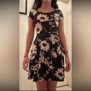 Floral short dress